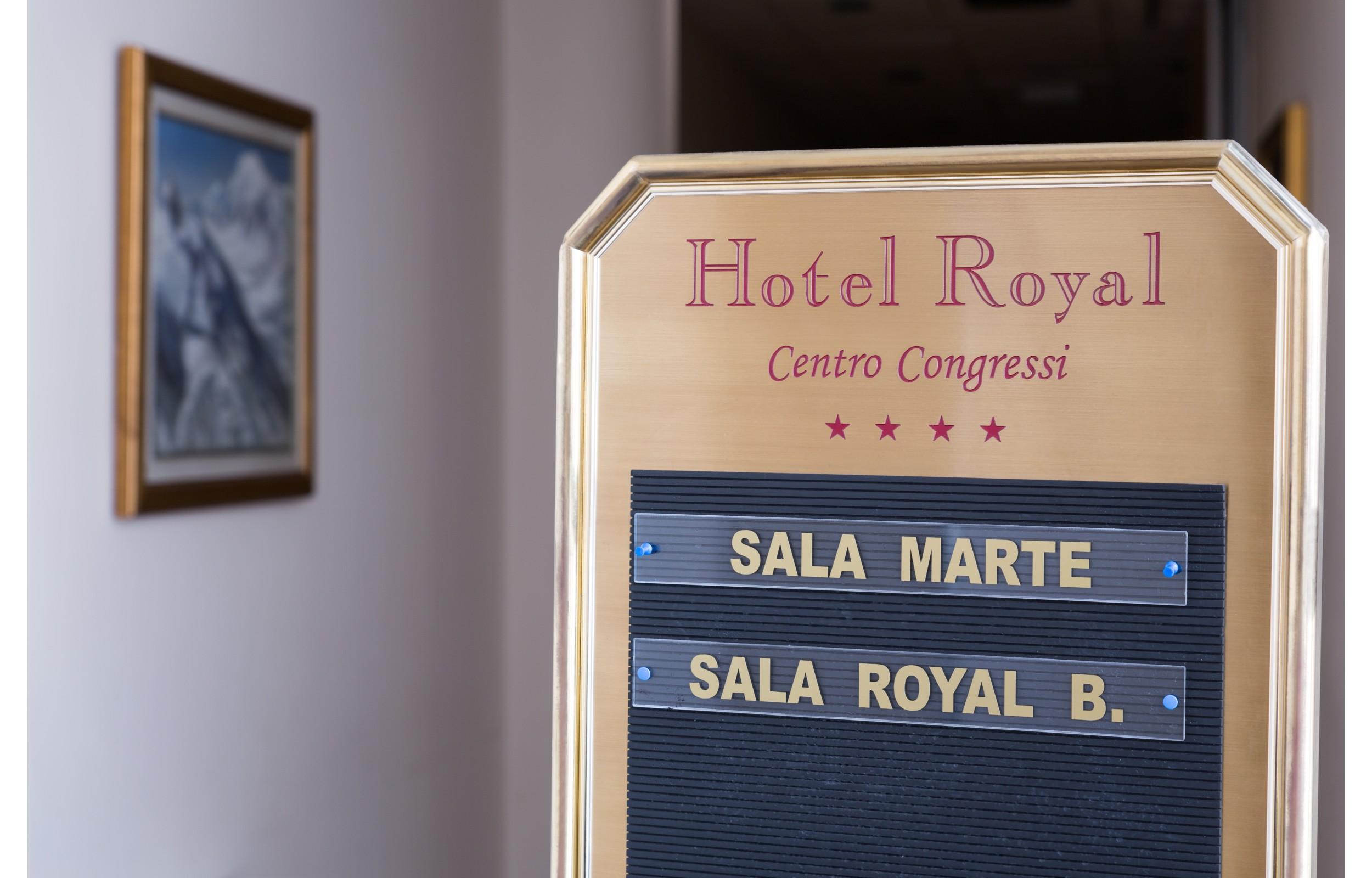 Hotel Royal Centro Congressi 4*