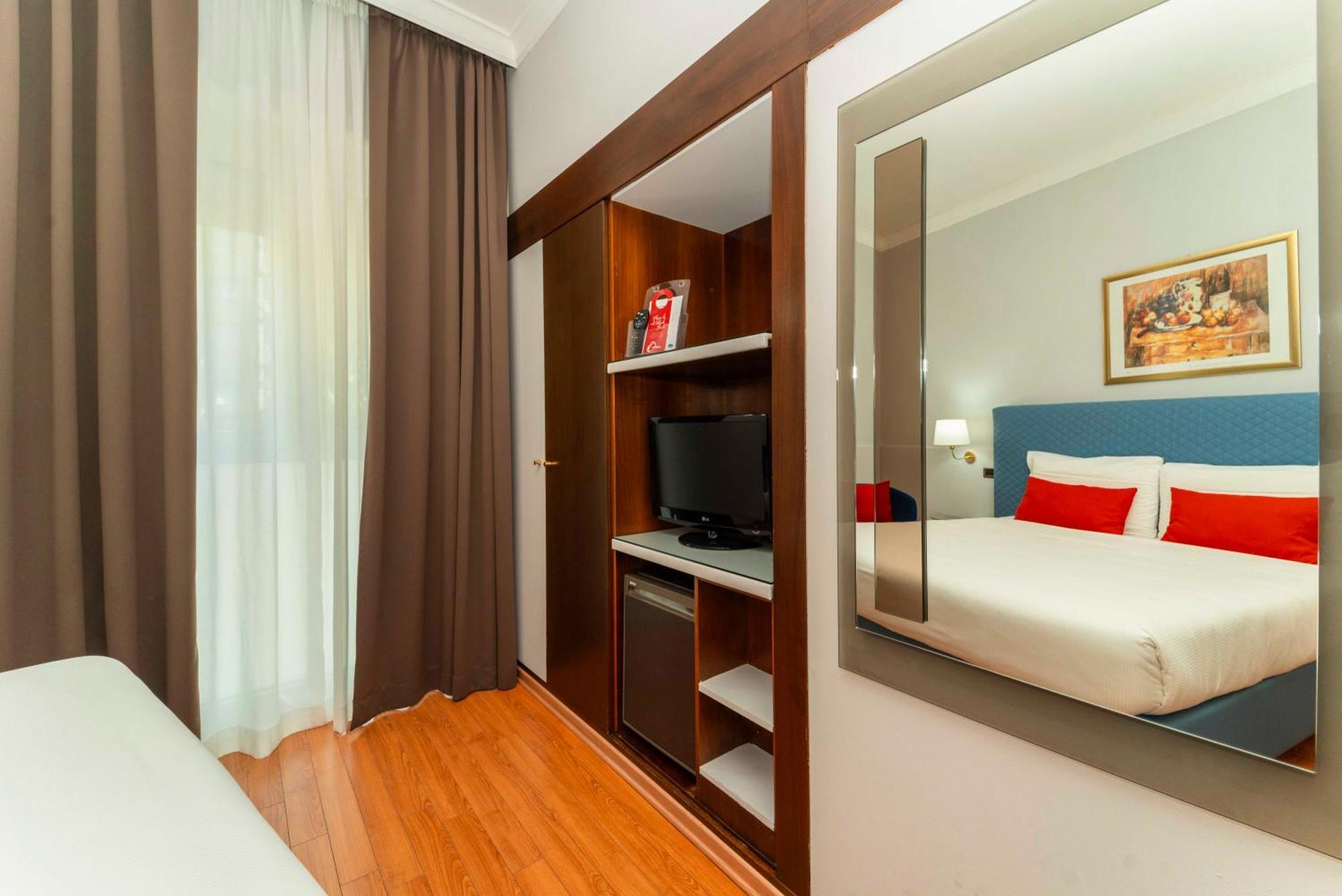 Royal Centro Congressi 4* Turim